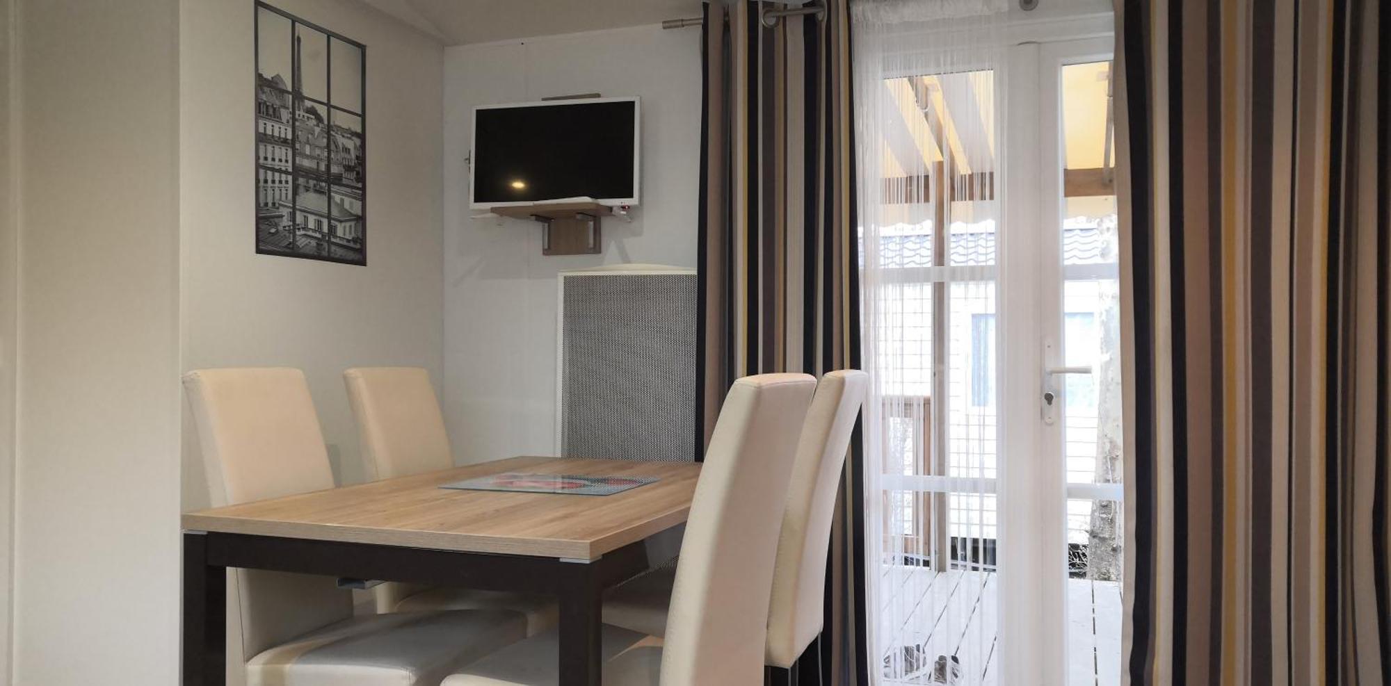 Nosybe37 Mh264 Onzain Hotel Ngoại thất bức ảnh